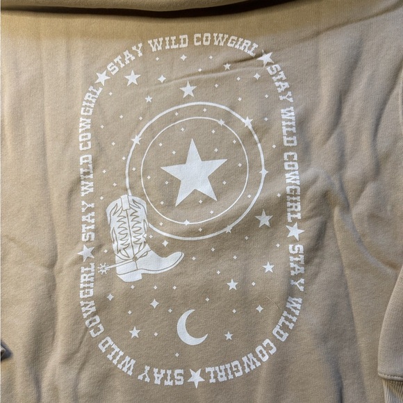 NWT Women's Wild Fable Stay Wild Cowgirl Graphic Hoodie Size XS (L) - Picture 7 of 7
